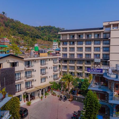Hotel Pokhara Village & Spa Extérieur photo