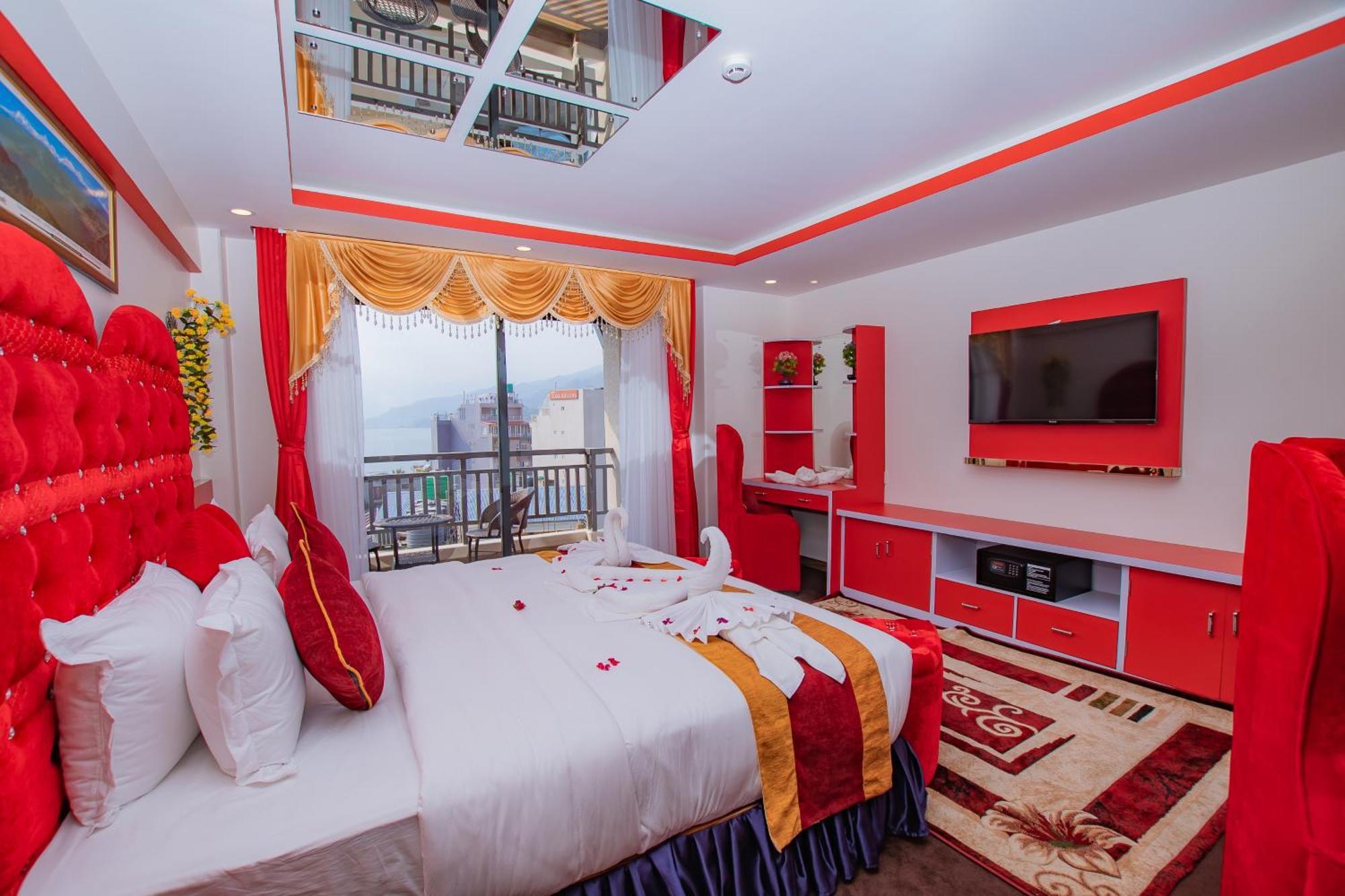 Hotel Pokhara Village & Spa Extérieur photo